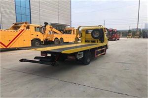 广平非事故拖车