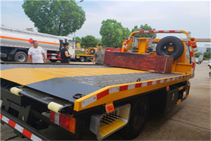 广平附近拖车电话号码服务